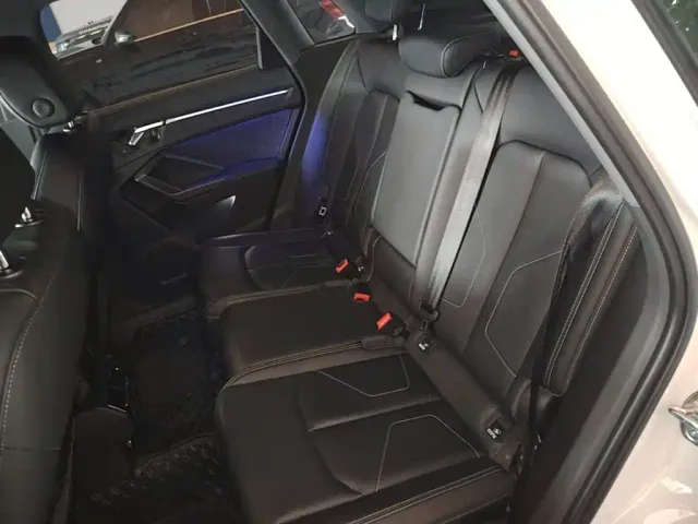Audi Q3 — Фото автомобиля 16