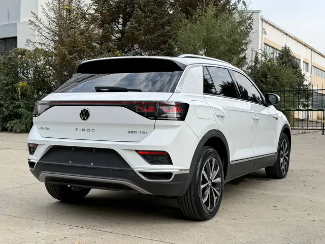 Volkswagen T-Roc — Фото автомобиля 5