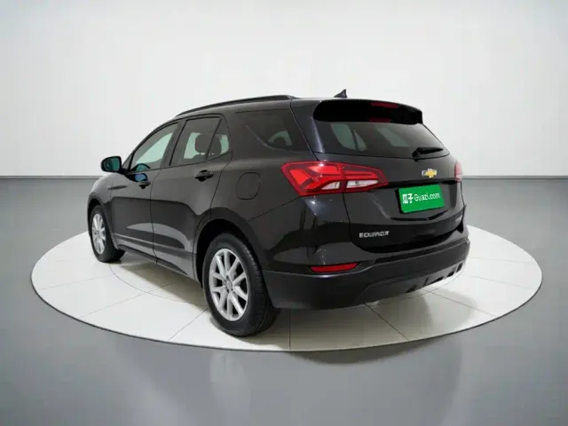 Chevrolet Equinox — Фото автомобиля 24