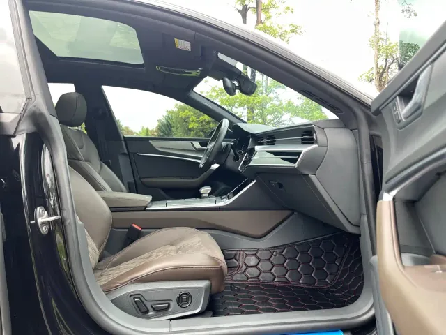 Audi A7L — Фото автомобиля 13
