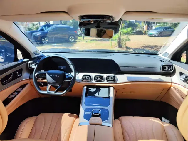 Chery Tiggo 9 — Фото автомобиля 9
