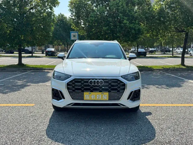 Audi Audi Q5L 2022 40T Luxury Dynamic — Фото автомобиля 2
