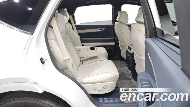 Genesis GV80 2.5T Бензин AWD — Фото автомобиля 5