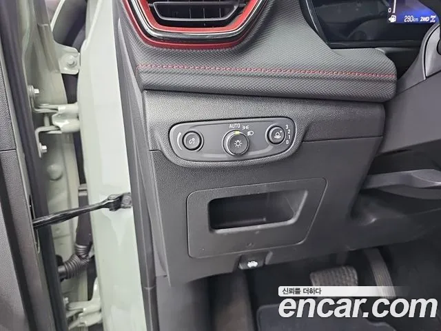 ChevroletGMDaewoo Trailblazer Новый Trailblazer 1.3 турбо 4WD — Фото автомобиля 16