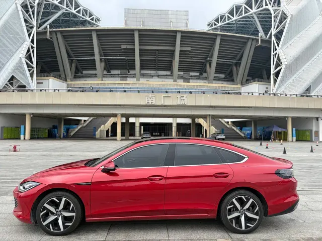 Volkswagen Lamando — Фото автомобиля 7