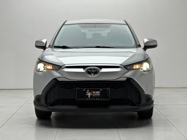 Toyota Frontlander — Фото автомобиля 2