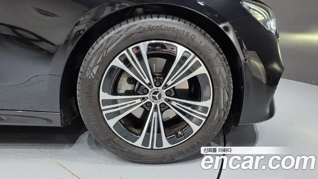 Mercedes-Benz E-Class W214 — Фото автомобиля 21