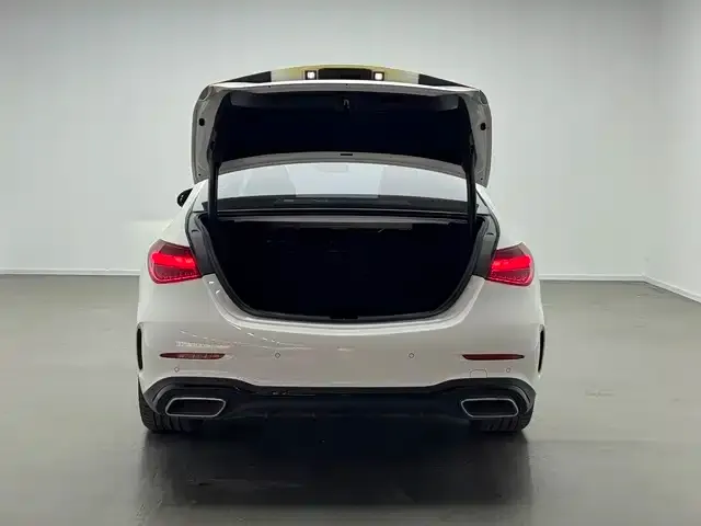 Mercedes-Benz C-Class — Фото автомобиля 11