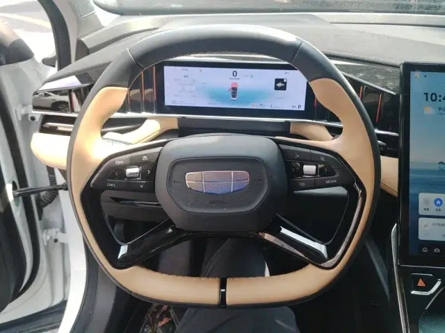 Geely Boyue L — Фото автомобиля 15