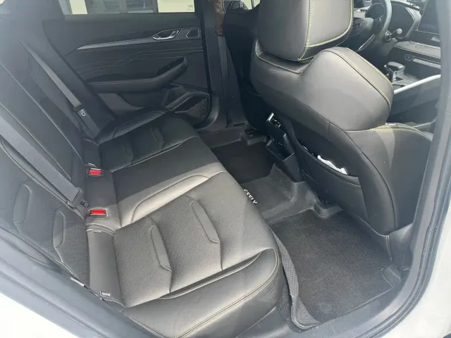 Geely Xingrui — Фото автомобиля 16