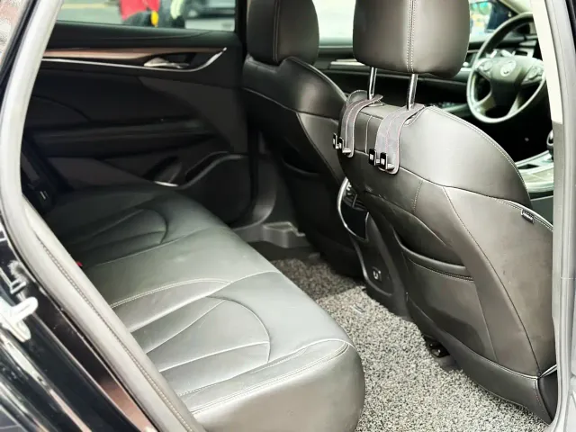 Buick LaCrosse — Фото автомобиля 12
