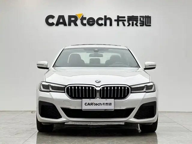 BMW 5 Series — Фото автомобиля 7