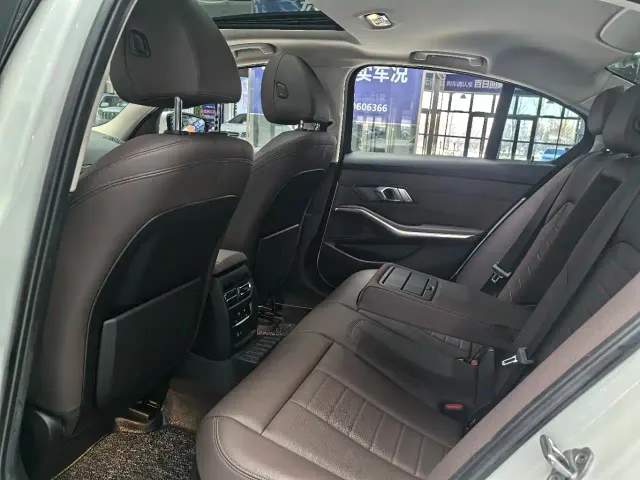 BMW 3 Series — Фото автомобиля 5