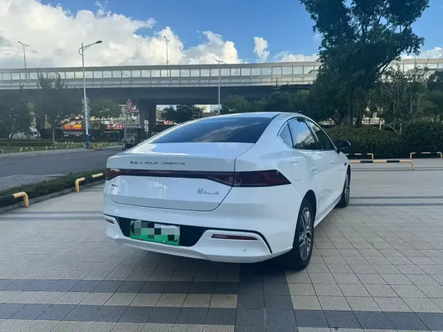 BYD Qin PLUS — Фото автомобиля 4