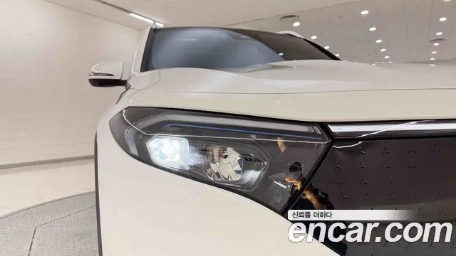 Mercedes-Benz EQB X243 — Фото автомобиля 11