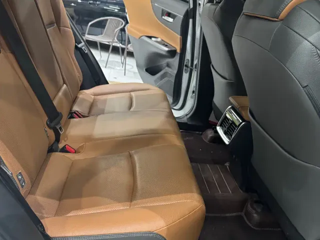Toyota Venza — Фото автомобиля 9