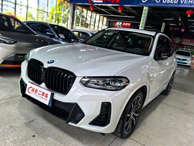 Фотография автомобиля — BMW X3