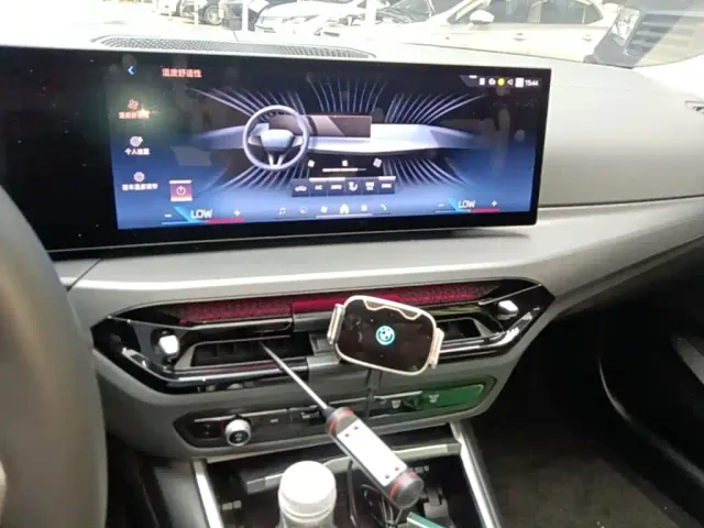 BMW i3 — Фото автомобиля 12