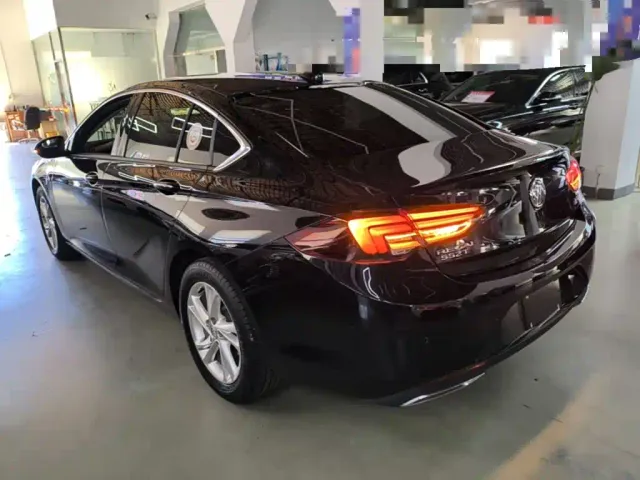 Buick Regal — Фото автомобиля 4