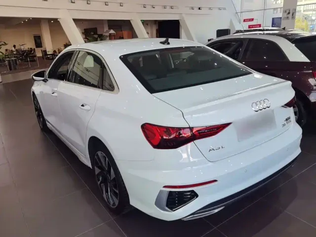 Audi A3 — Фото автомобиля 4
