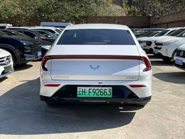 Wuling Starlight — Фото автомобиля 8