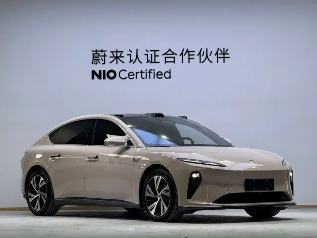 Nio ET5 — Фото автомобиля 3