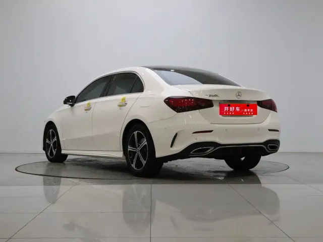Mercedes-Benz A-Class — Фото автомобиля 6