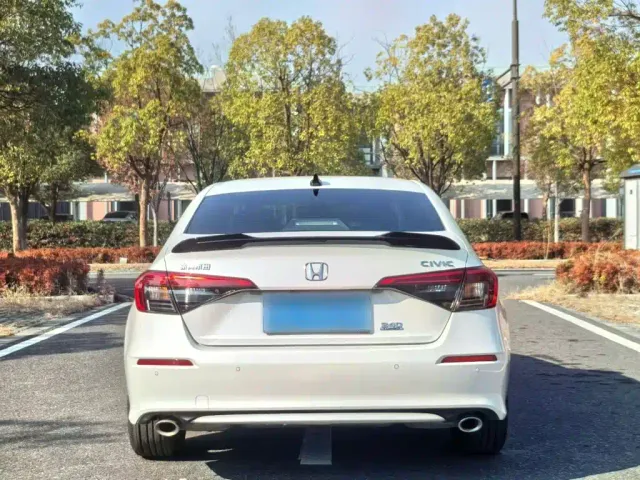 Honda Civic — Фото автомобиля 14