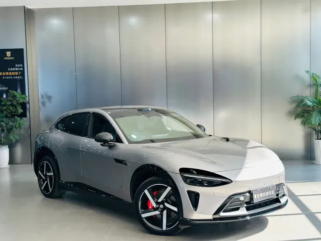 Xiaomi SU7 — Фото автомобиля 3