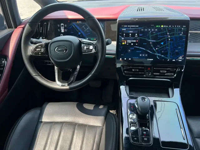 GAC Trumpchi E9 — Фото автомобиля 14