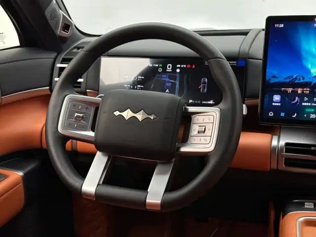 BYD FangChengBao Titanium 7 — Фото автомобиля 12