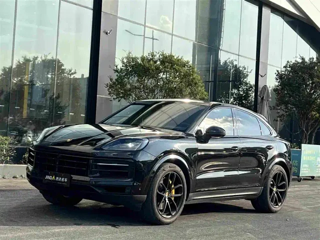 Фотография автомобиля — Porsche Cayenne