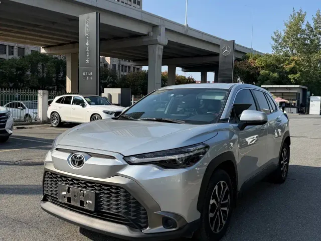 Фотография автомобиля — Toyota Frontlander