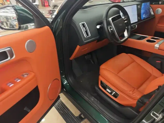 Li Auto L9 — Фото автомобиля 15