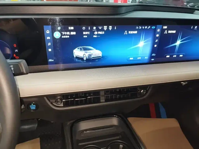 Ford Mondeo — Фото автомобиля 12