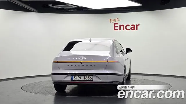 Hyundai Grandeur — Фото автомобиля 3