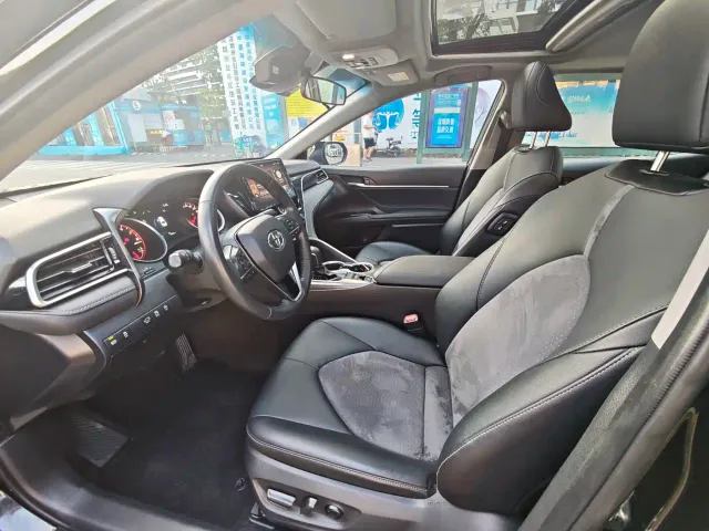 Toyota Camry — Фото автомобиля 12