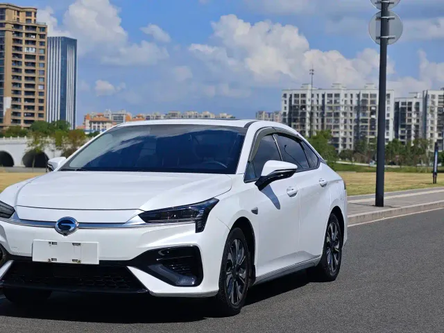 Фотография автомобиля — GAC Aion S