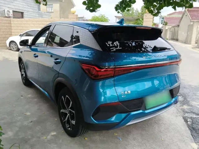 BYD Yuan PLUS — Фото автомобиля 4