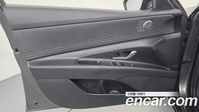 Hyundai Avante CN7 — Фото автомобиля 13