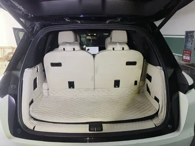 Li Auto L8 — Фото автомобиля 5