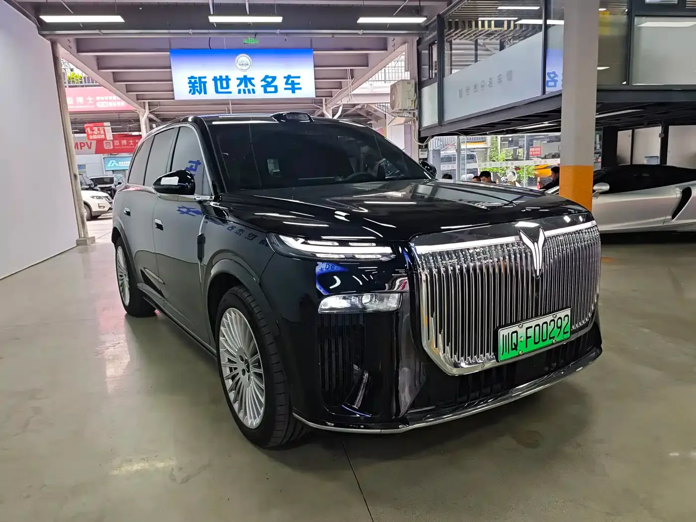 Voyah Auto VOYAH Taisan 2026 Model Quad-LiDAR Edition — Фото автомобиля 3