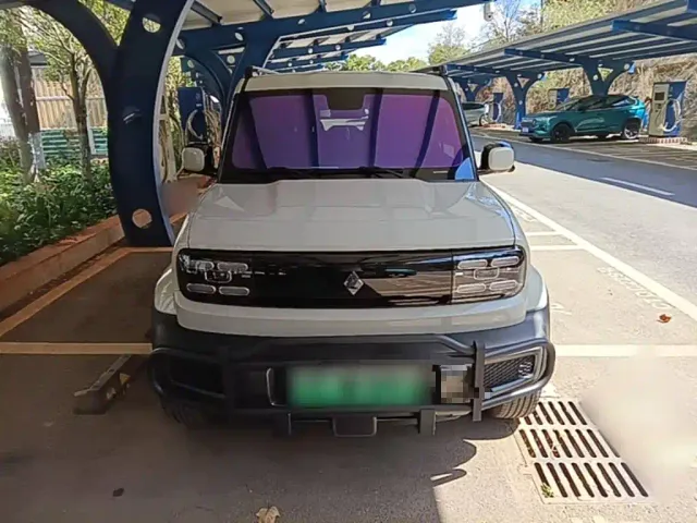 Baojun Yep — Фото автомобиля 2
