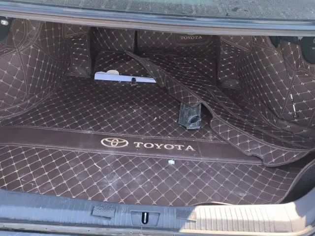 Toyota Avalon — Фото автомобиля 4