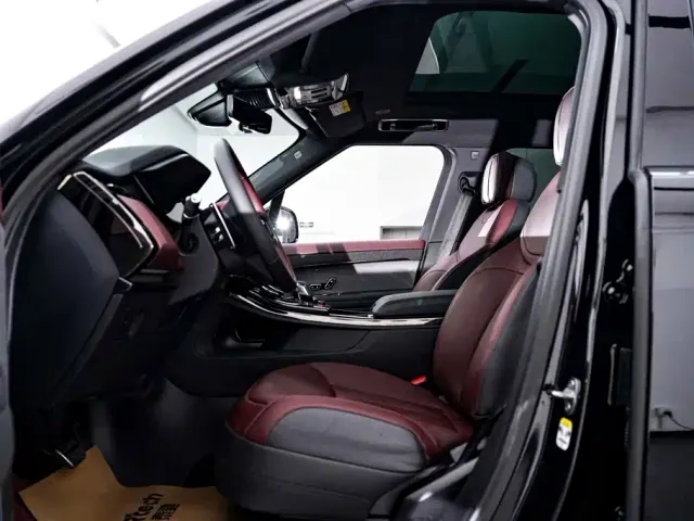 Land Rover Range Rover Sport 2023 400PS Dynamic SE — Фото автомобиля 25