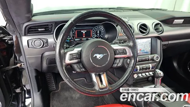 Ford Mustang — Фото автомобиля 13