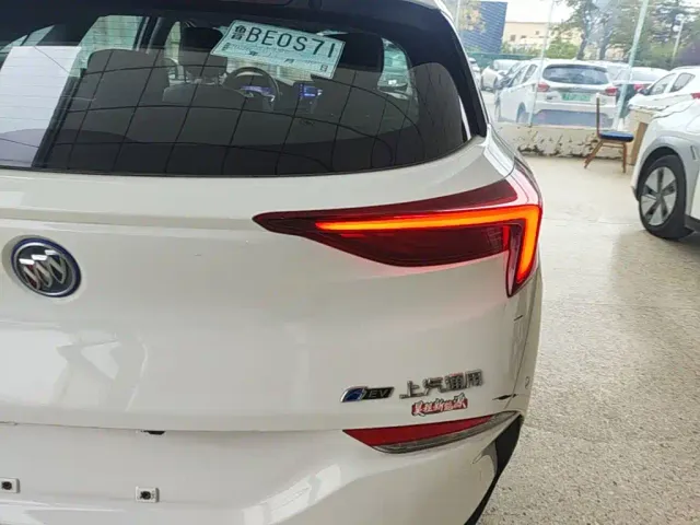 Buick Velite 6 — Фото автомобиля 7