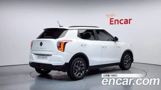 KG_Mobility_Ssangyong TIBOLI Very New Tivoli Бензин 1.5 2WD — Фото автомобиля 3