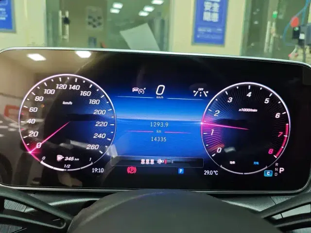 Mercedes-Benz C-Class — Фото автомобиля 4