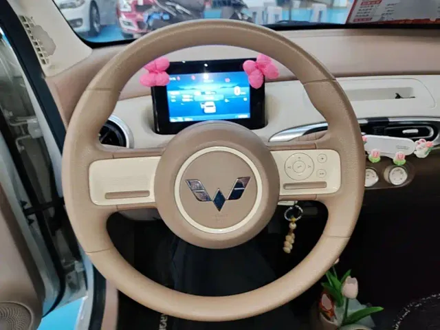 Wuling Hongguang Mini EV — Фото автомобиля 10